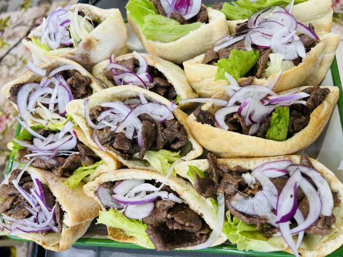 Momiji（株）：キッチンカー